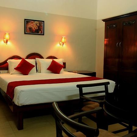 Xavier'S Residency Hotel Колам Екстериор снимка