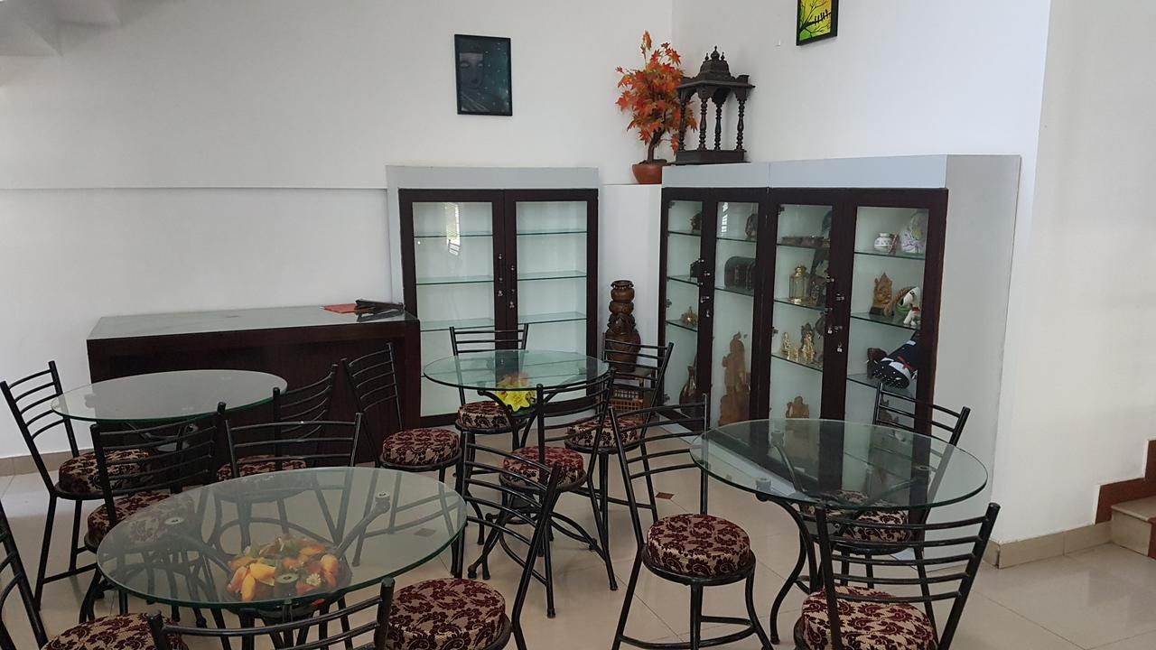 Xavier'S Residency Hotel Колам Екстериор снимка